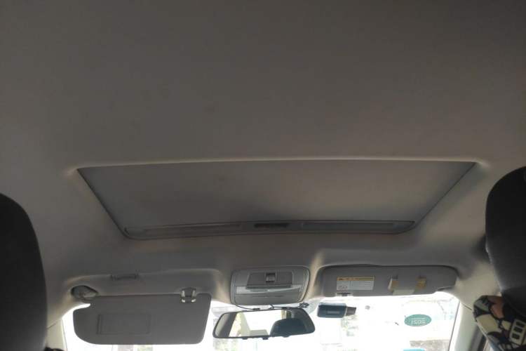 Used Roewe i6 2017 20T Automatic Flagship Edition Headliner