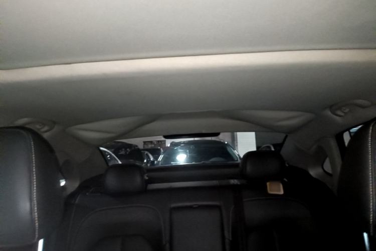 Used Roewe i6 2017 20T Automatic Internet Smart Edition Headliner