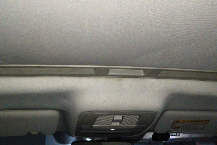 Used Roewe i6 2017 20T Automatic Flagship Edition Headliner