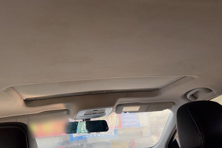 Used Roewe i6 2017 20T Automatic Internet Smart Edition Headliner