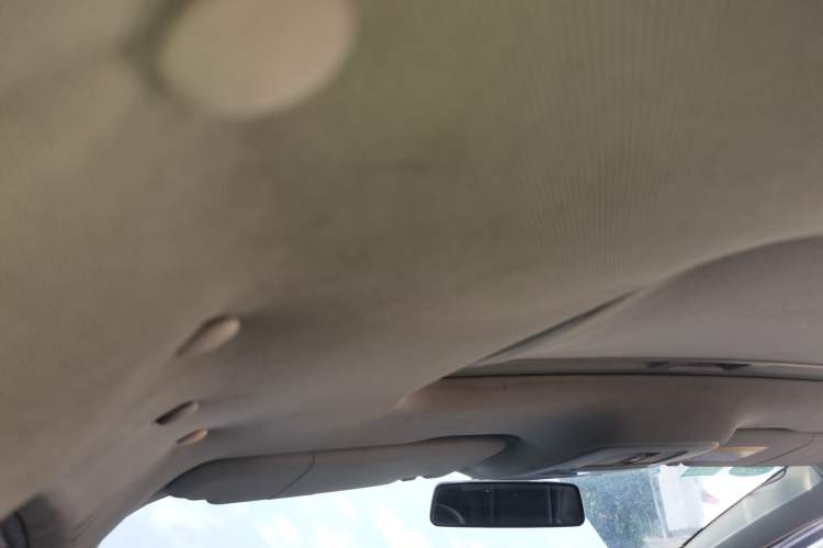 Used Roewe i6 2017 20T Manual Luxury Edition Headliner