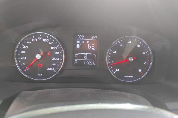 Used Roewe i6 2017 20T Automatic Internet Smart Edition Instrument Cluster