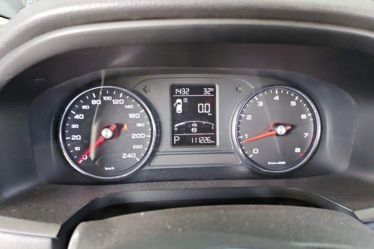 Used Roewe i6 2017 20T Automatic Internet Smart Edition Instrument Cluster