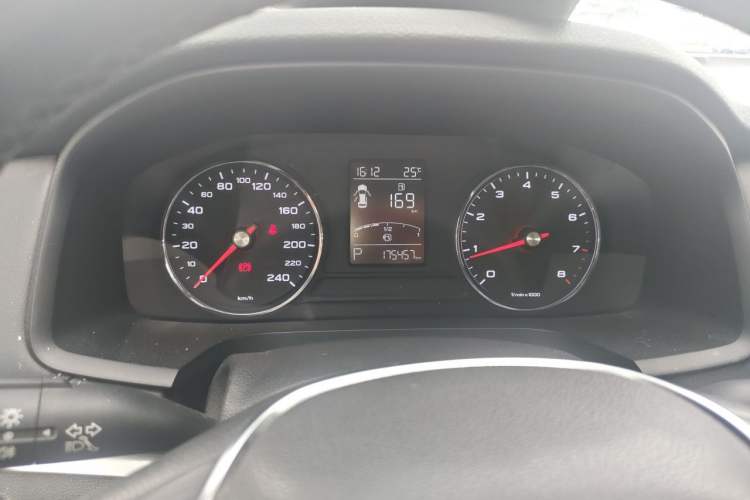 Used Roewe i6 2017 20T Automatic Internet Smart Edition Instrument Cluster