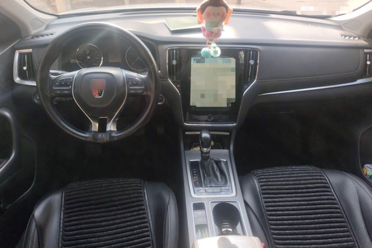 Used Roewe i6 2017 20T Automatic Internet Smart Edition Interior 2