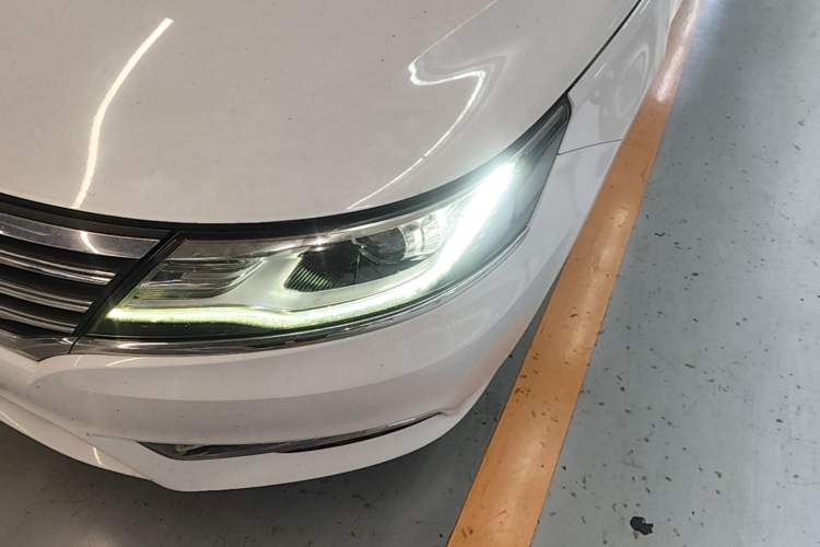Used Roewe i6 2017 20T Automatic Internet Smart Edition Left Front Headlight
