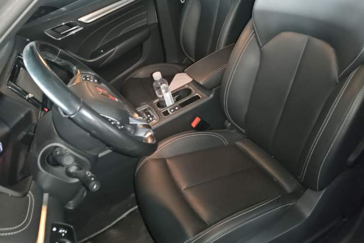 Used Roewe i6 2017 20T Automatic Flagship Edition Left Front Seat