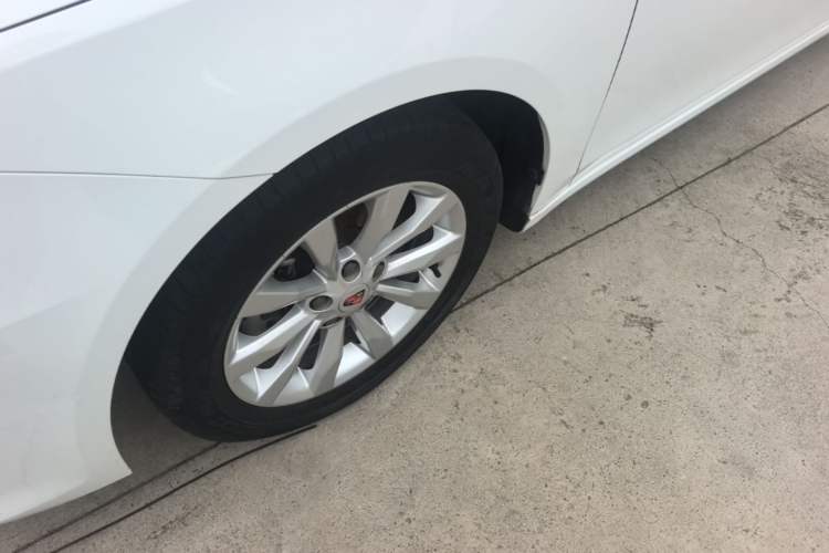 Used Roewe i6 2017 20T Manual Luxury Edition Left Front Wheel Hub