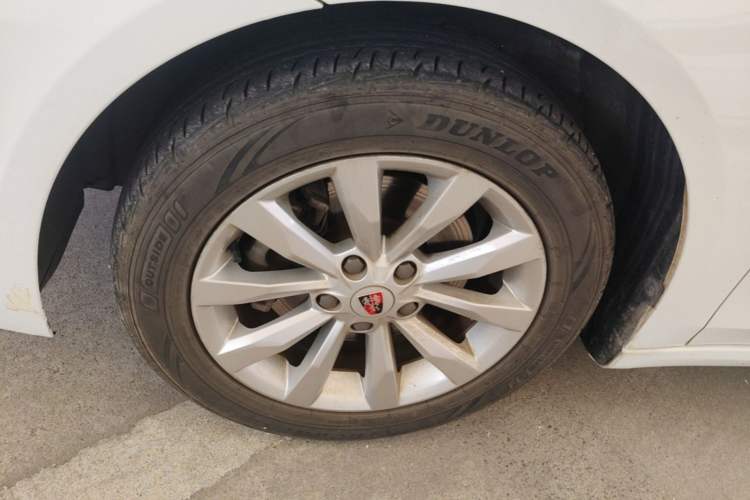 Used Roewe i6 2017 20T Automatic Flagship Edition Left Front Wheel Hub
