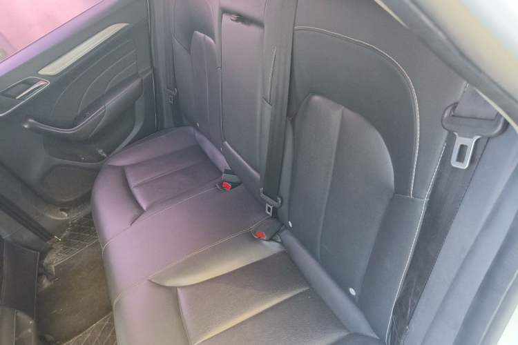 Used Roewe i6 2017 20T Manual Luxury Edition Left Rear Seat