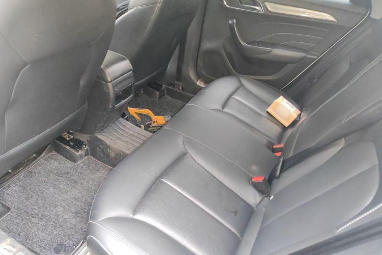 Used Roewe i6 2017 20T Automatic Flagship Edition Left Rear Seat