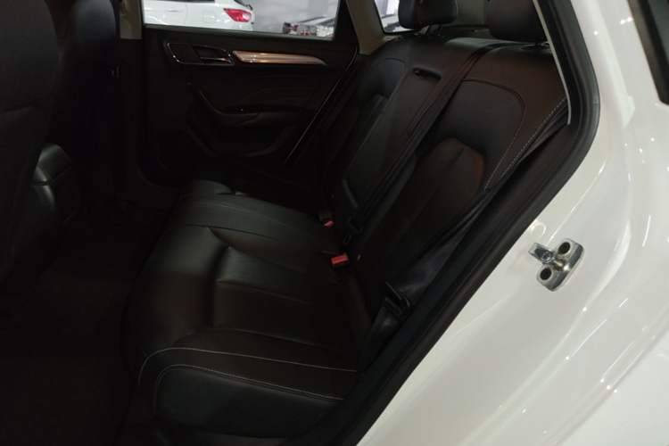 Used Roewe i6 2017 20T Automatic Flagship Edition Left Rear Seat