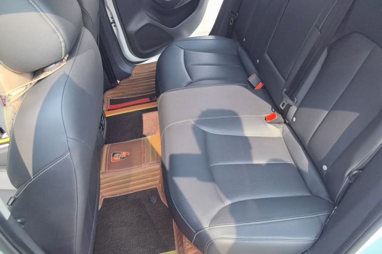 Used Roewe i6 2017 20T Automatic Internet Smart Edition Left Rear Seat