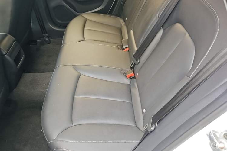 Used Roewe i6 2017 20T Automatic Flagship Edition Left Rear Seat