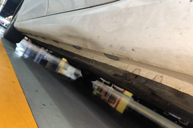Used Roewe i6 2017 20T Automatic Internet Smart Edition Left Side Sill