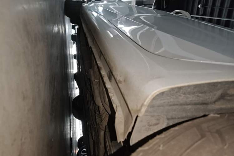 Used Roewe i6 2017 20T Automatic Flagship Edition Left Side Sill