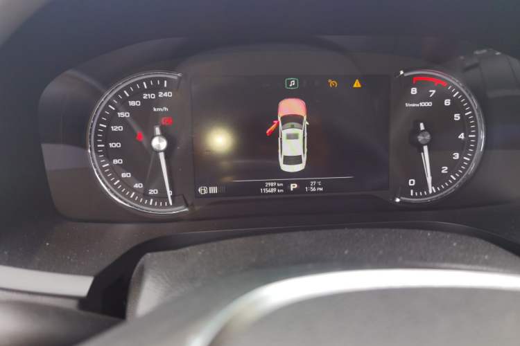 Used Roewe i6 2017 20T Automatic Internet ZhiZun Edition Odometer Close Up
