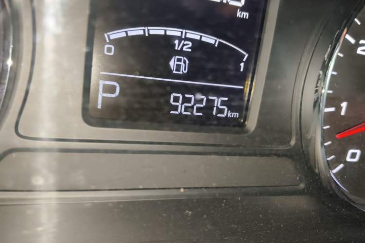 Used Roewe i6 2017 20T Automatic Internet ZhiZun Edition Odometer Close Up