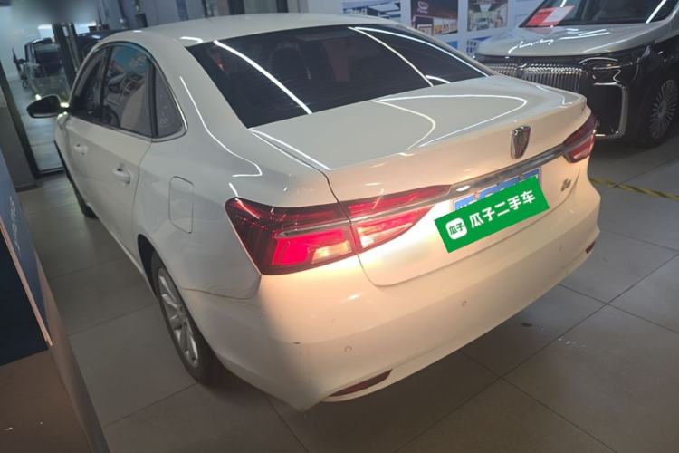 Used Roewe i6 2017 16T Manual Luxury Edition Rear Left 45 Deg