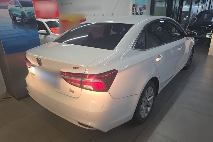 Used Roewe i6 2017 16T Manual Luxury Edition Rear Right 45 Deg