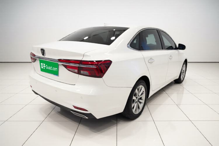 Used Roewe i6 2017 20T Automatic Flagship Edition Rear Right 45 Deg