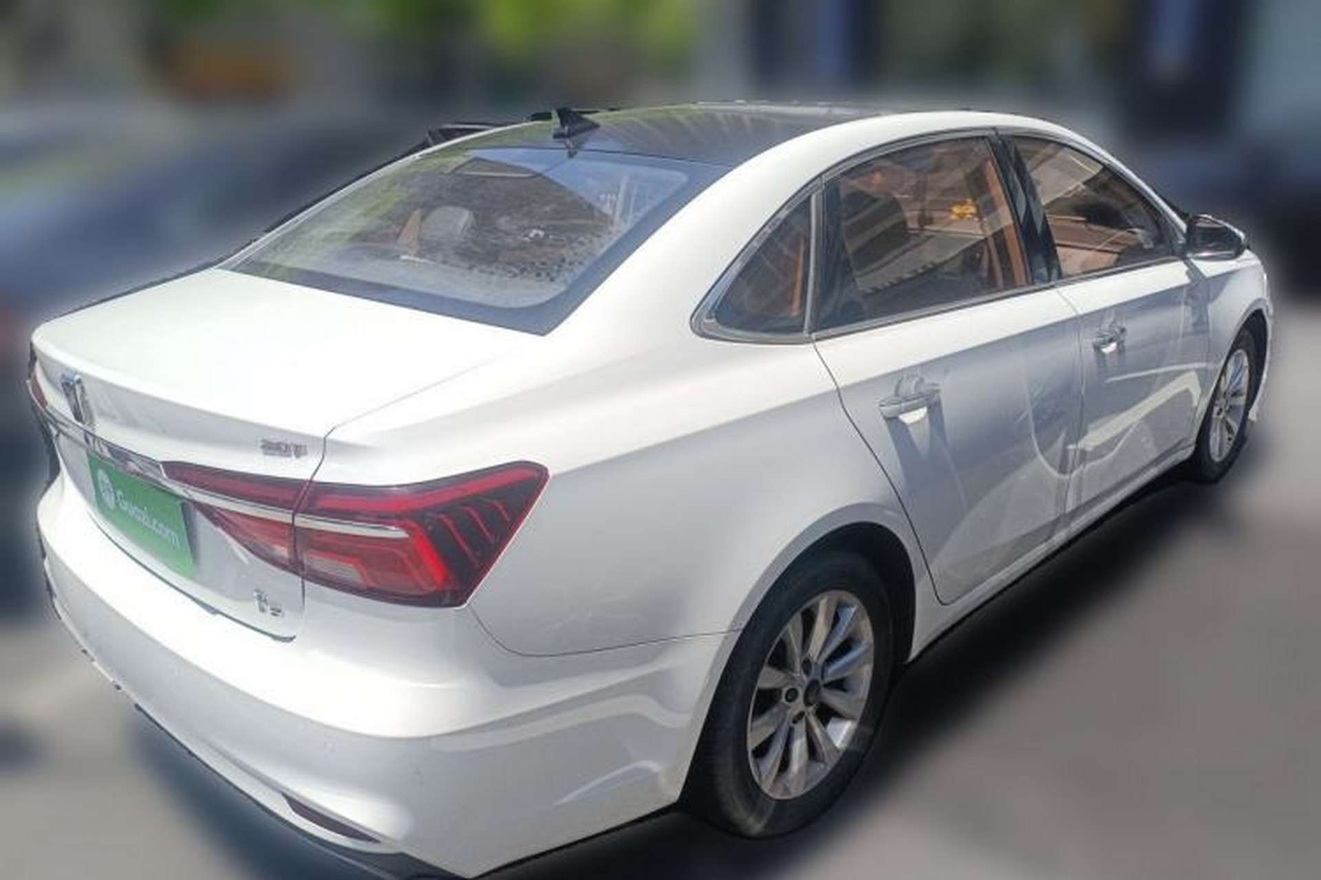 Used Roewe i6 2017 20T Automatic Flagship Edition Rear Right 45 Deg
