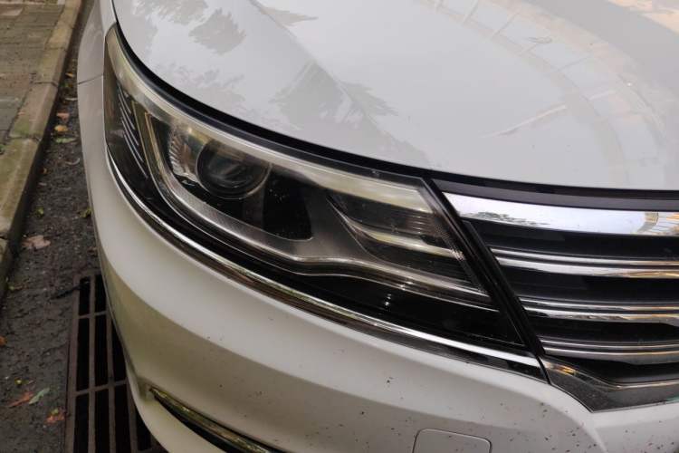Used Roewe i6 2017 20T Automatic Flagship Edition Right Front Headlight