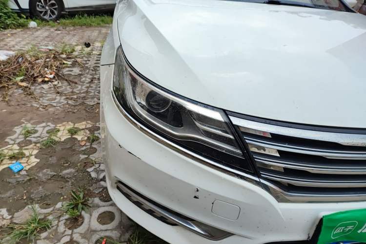 Used Roewe i6 2017 20T Automatic Internet Smart Edition Right Front Headlight