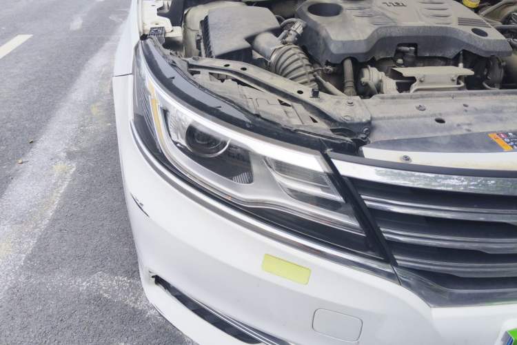 Used Roewe i6 2017 20T Automatic Flagship Edition Right Front Headlight