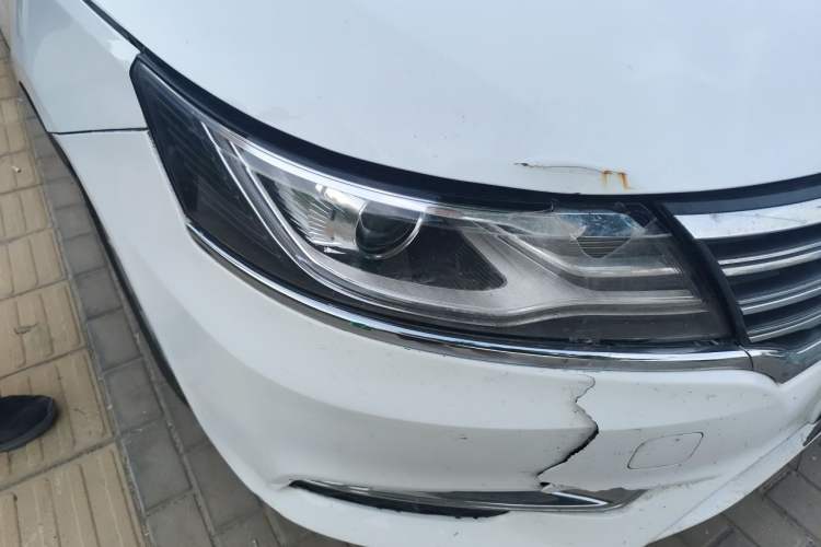 Used Roewe i6 2017 20T Automatic Internet Smart Edition Right Front Headlight