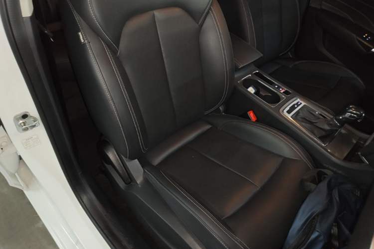 Used Roewe i6 2017 20T Automatic Flagship Edition Right Front Seat