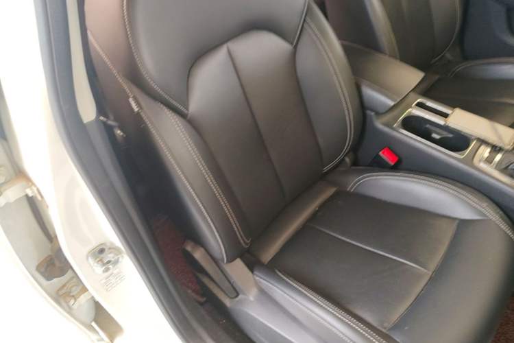 Used Roewe i6 2017 20T Automatic Flagship Edition Right Front Seat