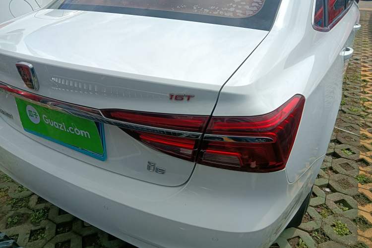 Used Roewe i6 2017 16T Manual Luxury Edition Right Rear Taillight
