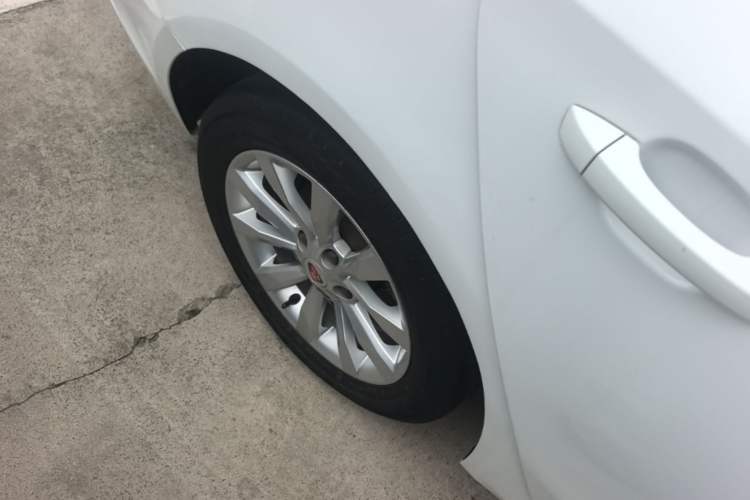 Used Roewe i6 2017 20T Manual Luxury Edition Right Rear Wheel Hub