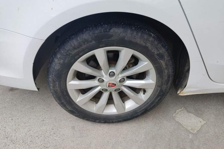Used Roewe i6 2017 20T Automatic Flagship Edition Right Rear Wheel Hub