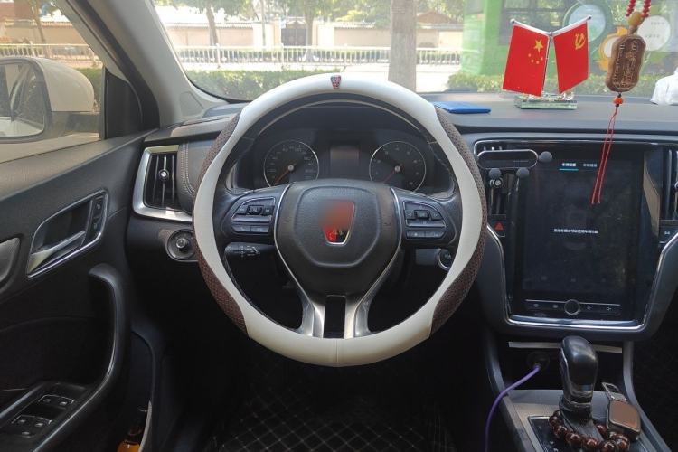 Used Roewe i6 2017 16T Automatic Connected Smart Edition Steering Wheel