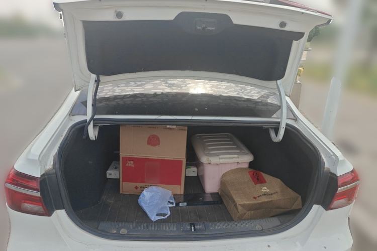 Used Roewe i6 2017 20T Automatic Flagship Edition Trunk