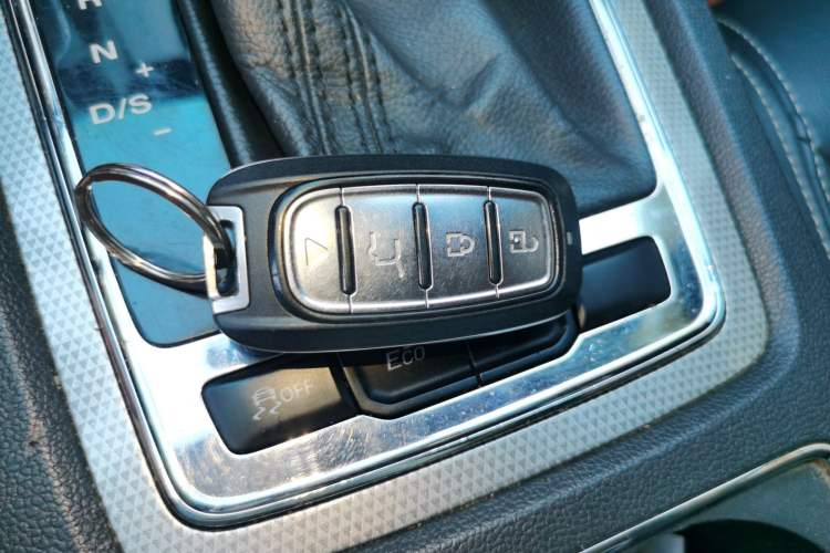 Used Roewe i6 2017 20T Automatic Internet Smart Edition Vehicle Key