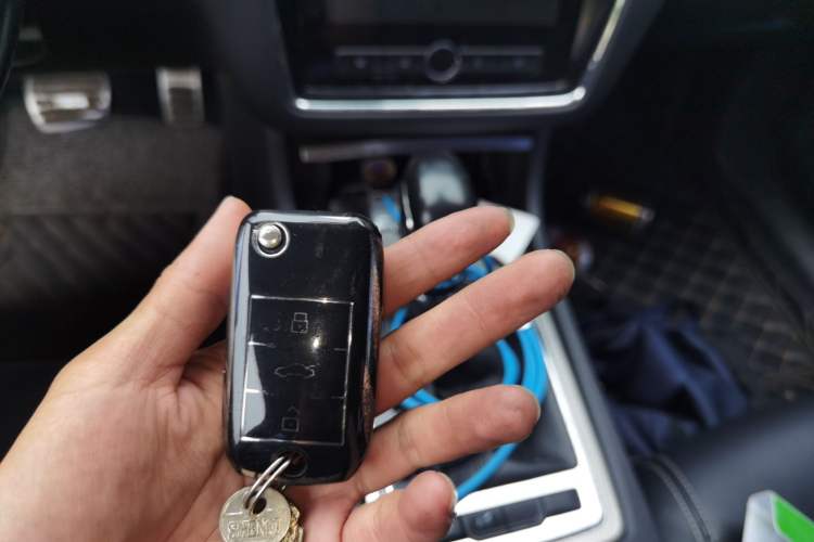Used Roewe i6 2017 20T Automatic Internet ZhiZun Edition Vehicle Key