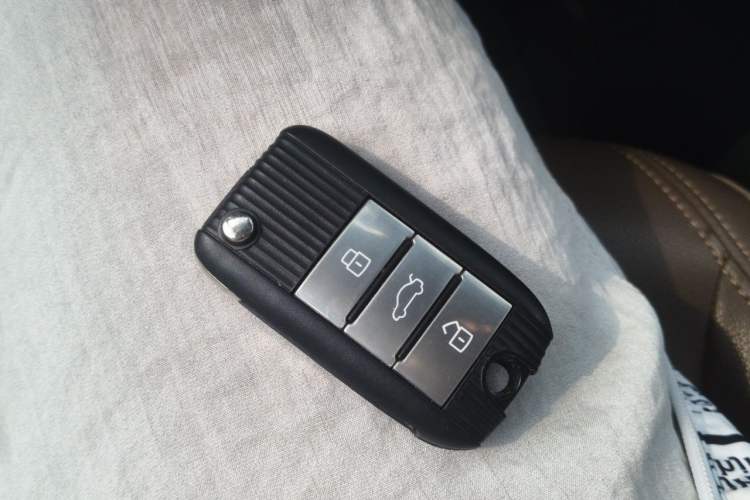 Used Roewe i6 2017 20T Automatic Internet ZhiZun Edition Vehicle Key