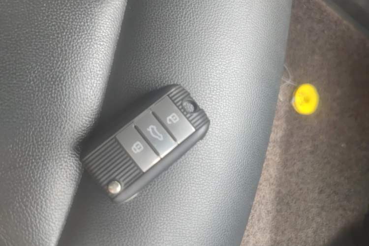Used Roewe i6 2017 20T Automatic Flagship Edition Vehicle Key