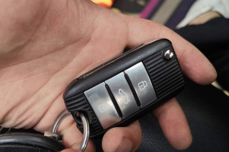 Used Roewe i6 2017 20T Automatic Internet Smart Edition Vehicle Key