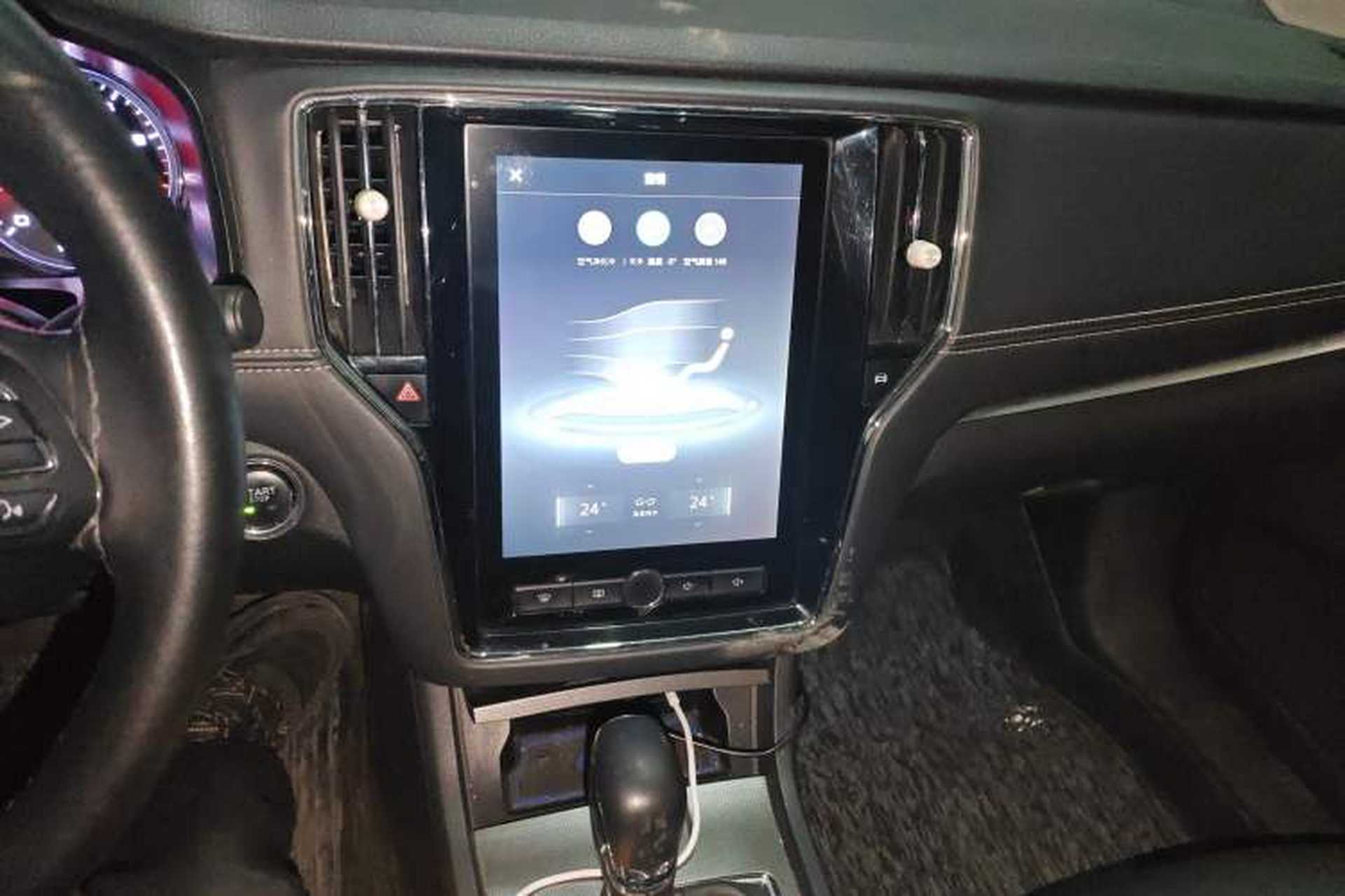 Used Roewe i6 2018 20T Automatic Internet Smart Edition Audio And AC Panel