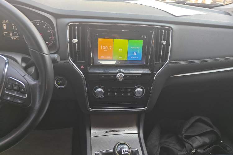 Used Roewe i6 2018 20T Manual Luxury Edition Audio And AC Panel