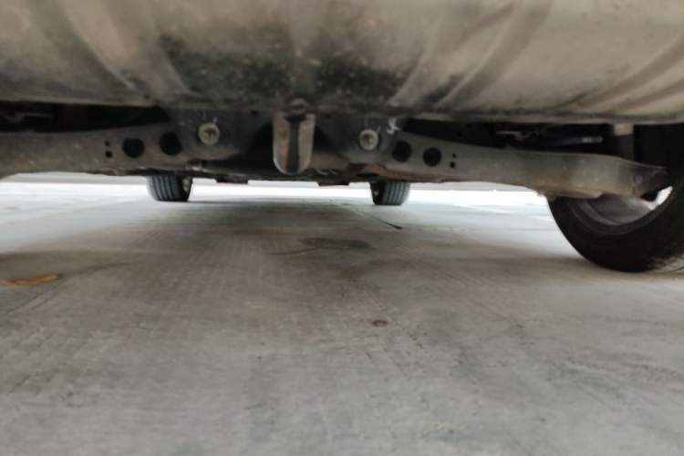 Used Roewe i6 2018 20T Automatic Internet ZhiZun Edition Chassis Rear