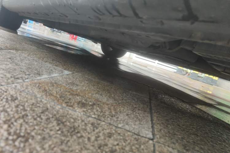 Used Roewe i6 2018 20T Automatic Flagship Edition Chassis Rear Left