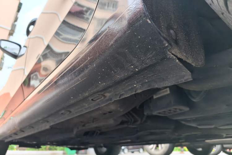 Used Roewe i6 2018 20T Automatic Flagship Edition Chassis Rear Left