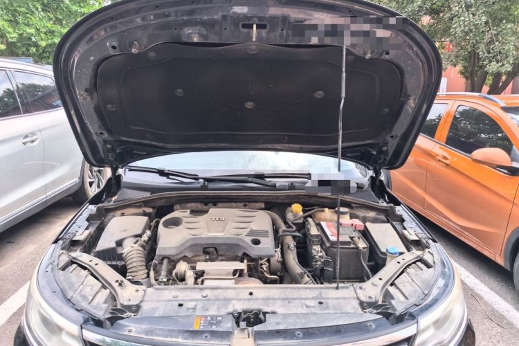 Used Roewe i6 2018 20T Automatic Flagship Edition Engine Bay