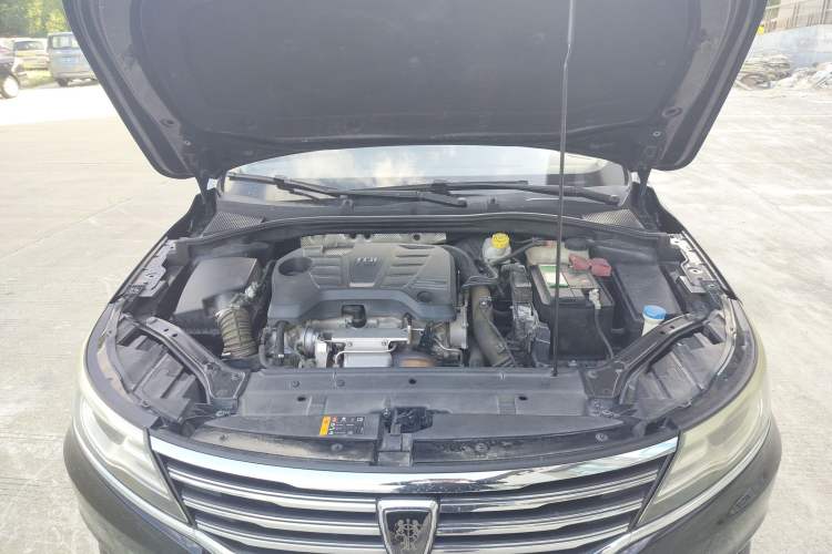 Used Roewe i6 2018 20T Automatic Flagship Edition Engine Bay