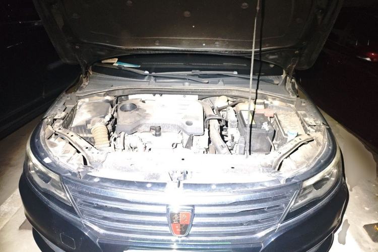 Used Roewe i6 2018 20T Automatic Flagship Edition Engine Bay